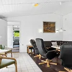 Paulus - 375m From The Sea By Interhome
